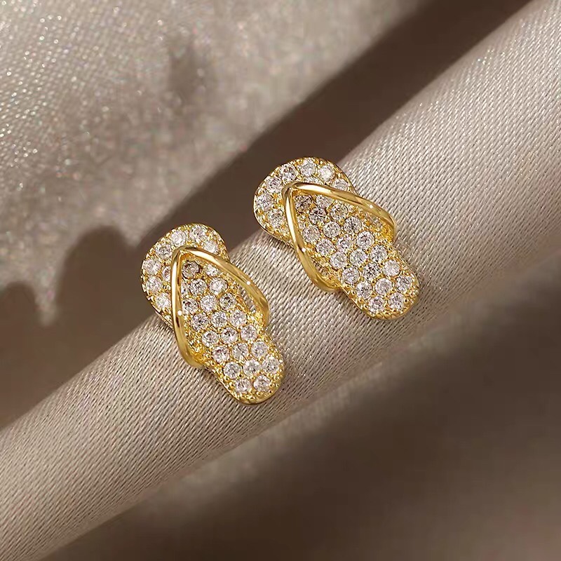 Net red fashion cool elegant temperament European and American personality atmospheric shoe stud earrings