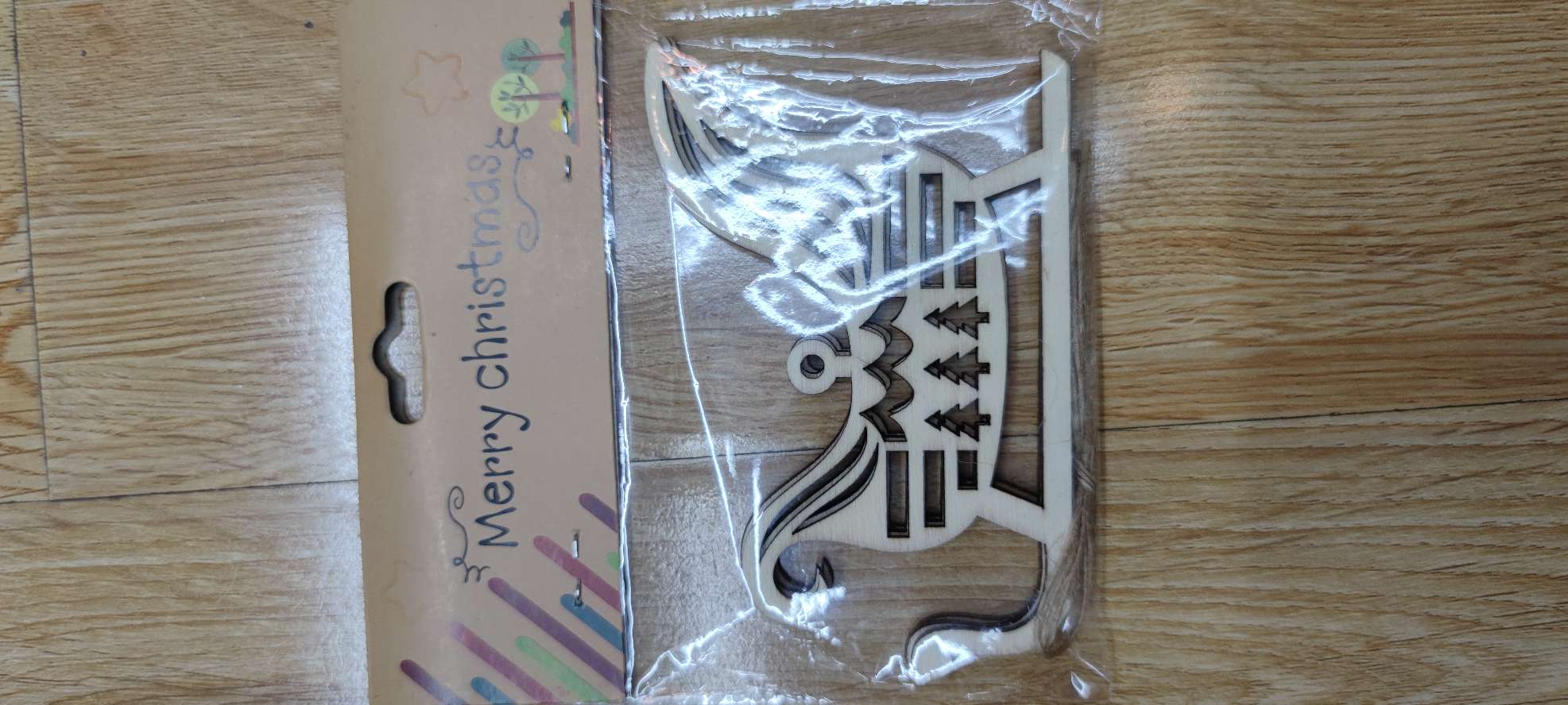 8183 木头片挂件 每包三片 欢迎询价产品图
