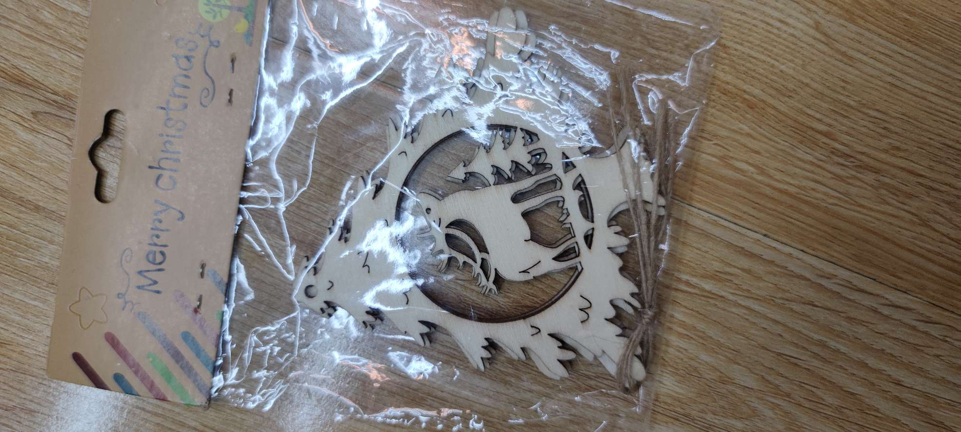 8152 木头片挂件 每包三片 欢迎询价细节图
