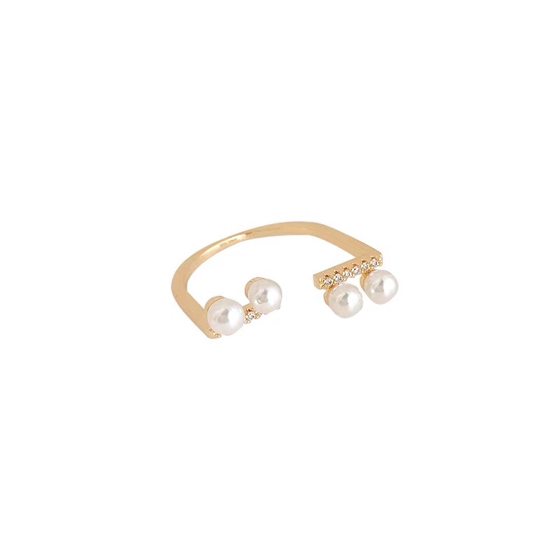 A classic and trendy Korean-style ring with a fashionable pearl style that is versatile for girls Item Picture