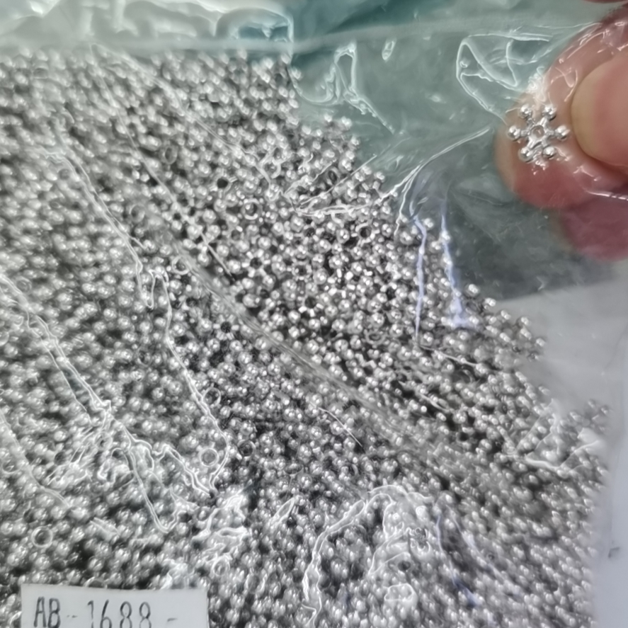 8mm snowflake flakes