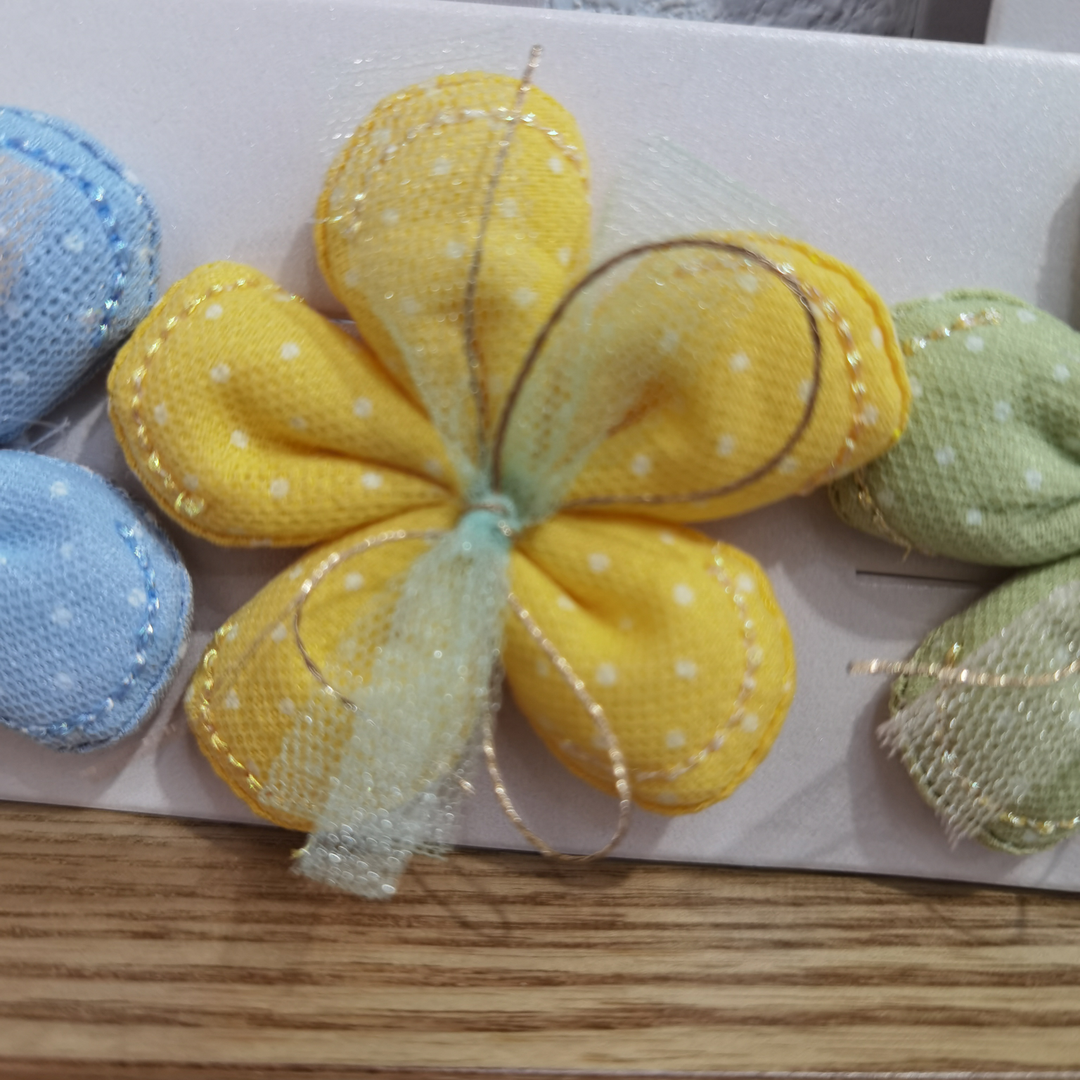 Dotted cotton five-petal flower with gauze fabric bow - yellow