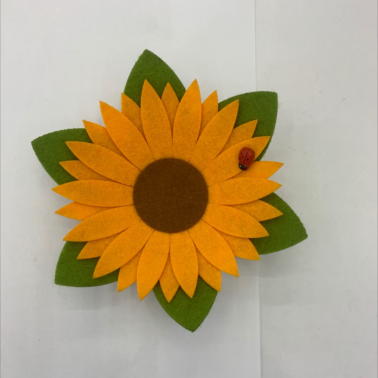 Small sunflower plate non-woven fabric felt cloth with ladybug orange color detail image 1