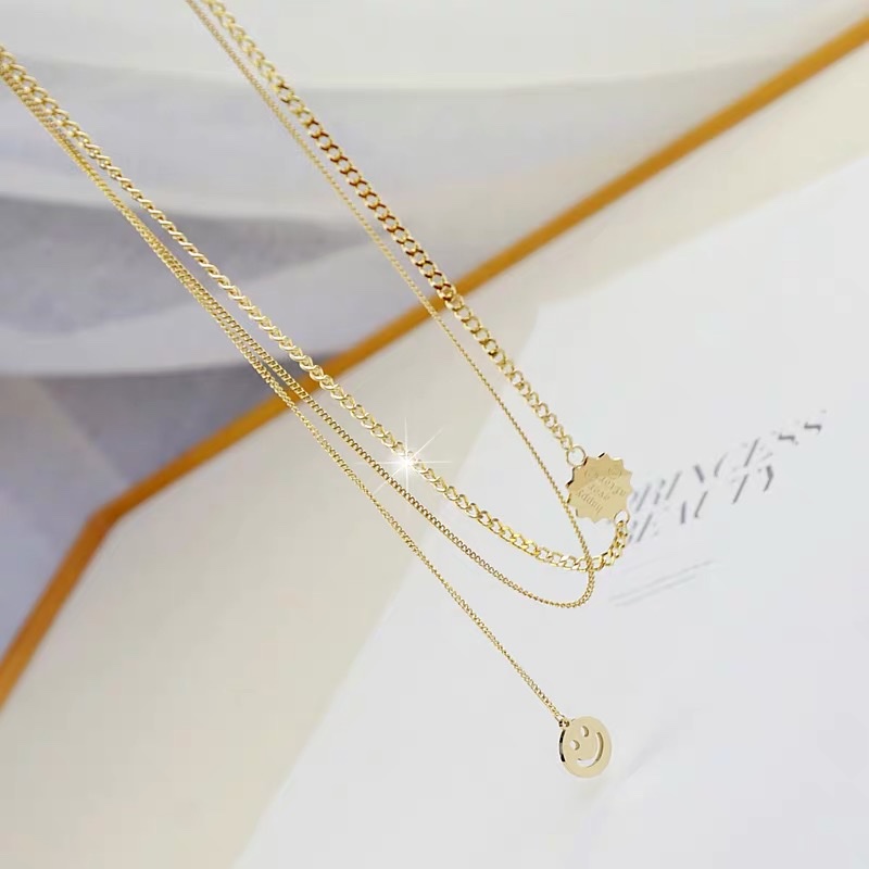 Light luxury multi-layer smiling face necklace, hip-hop style collarbone chain, Jieya steel decoration Specification image