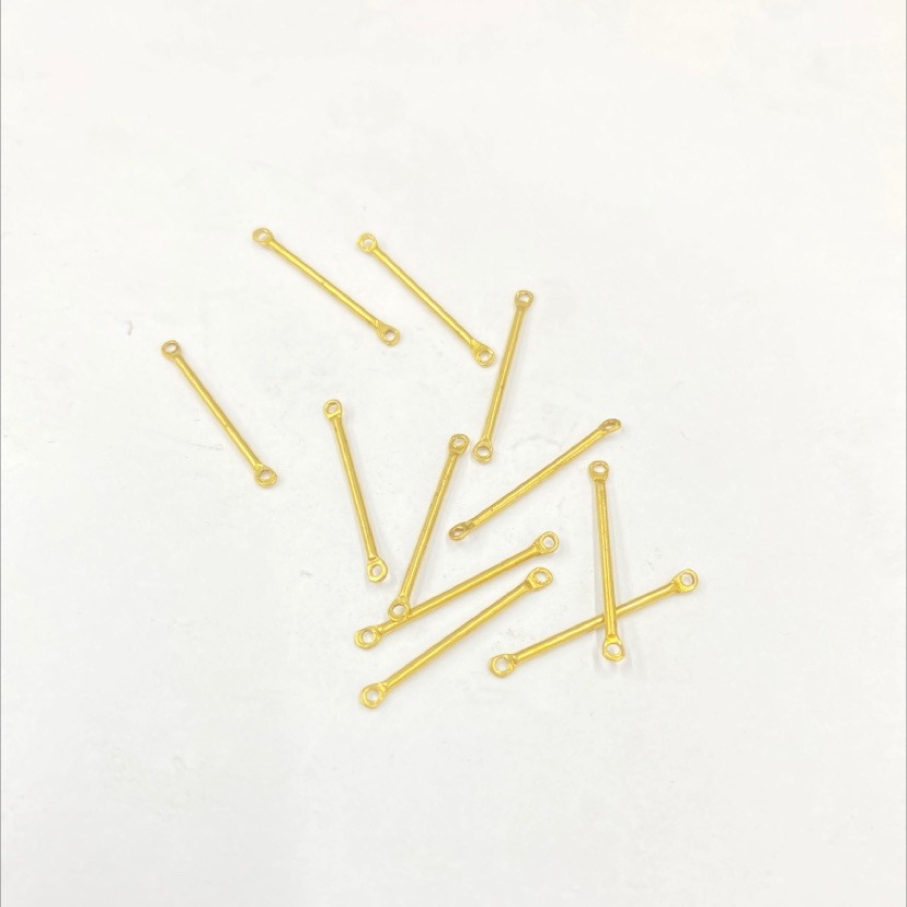 XM04807 round copper wire directly connected two holes