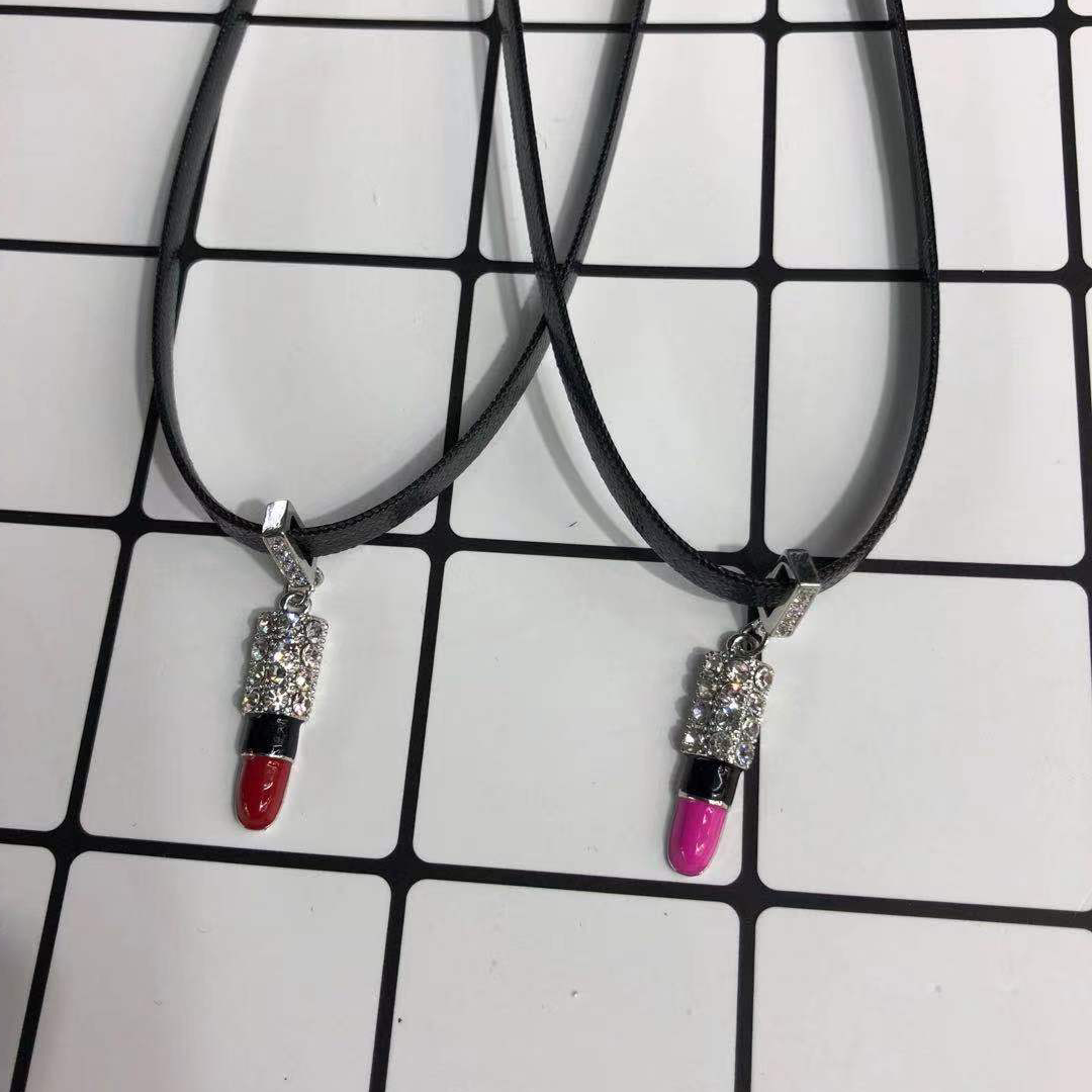 96 Fashion necklace gold