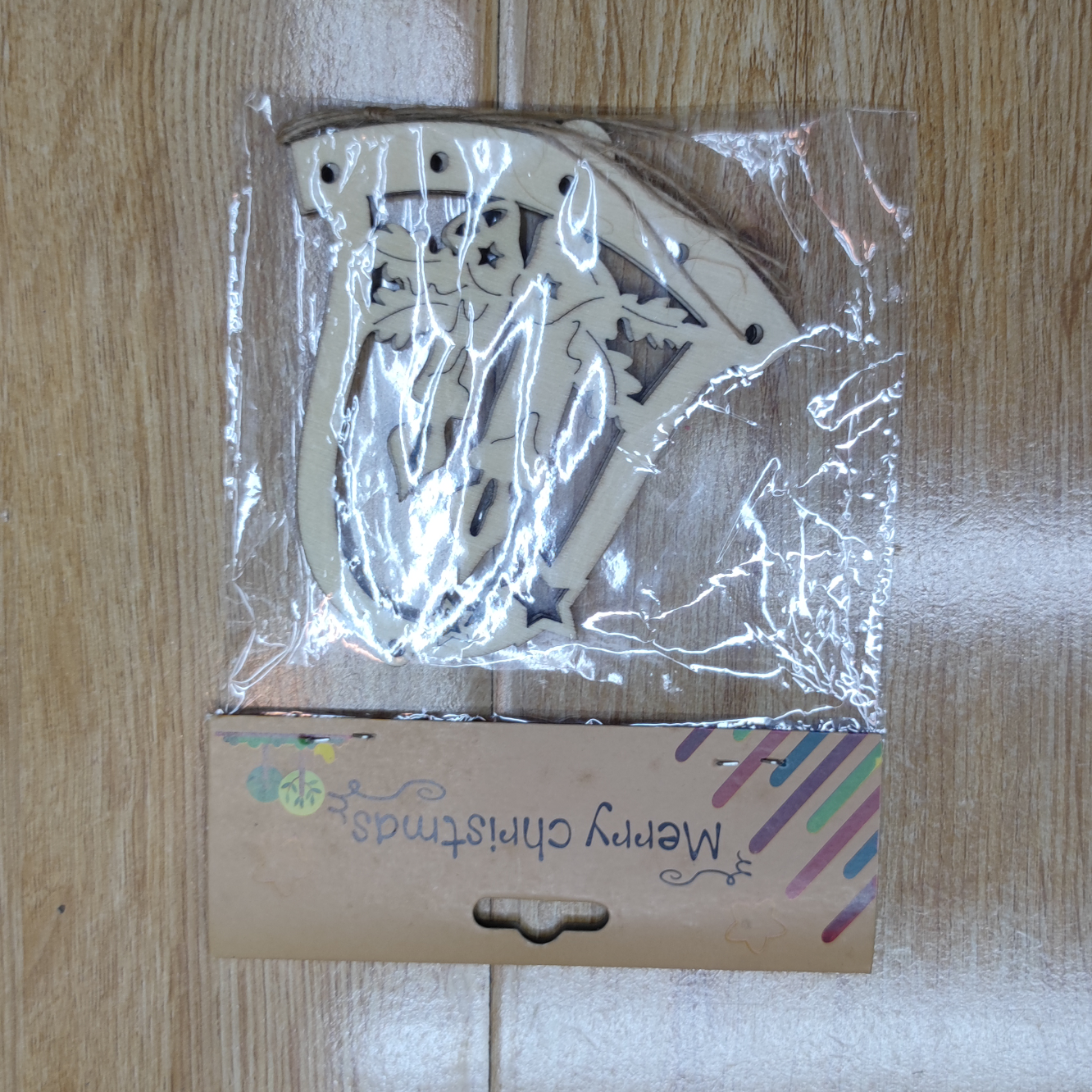 8182 木头片挂件 每包三片 欢迎询价