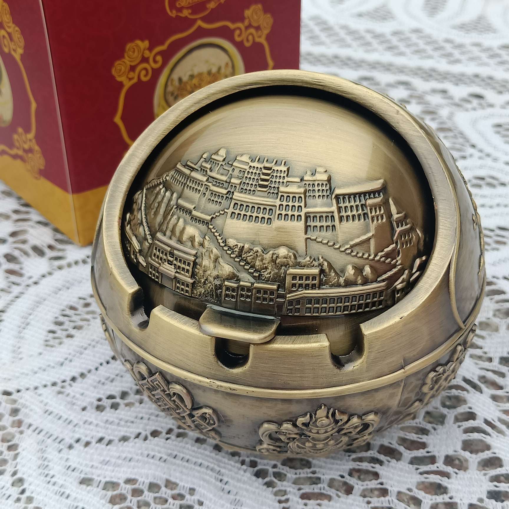 金属工艺品实物图
