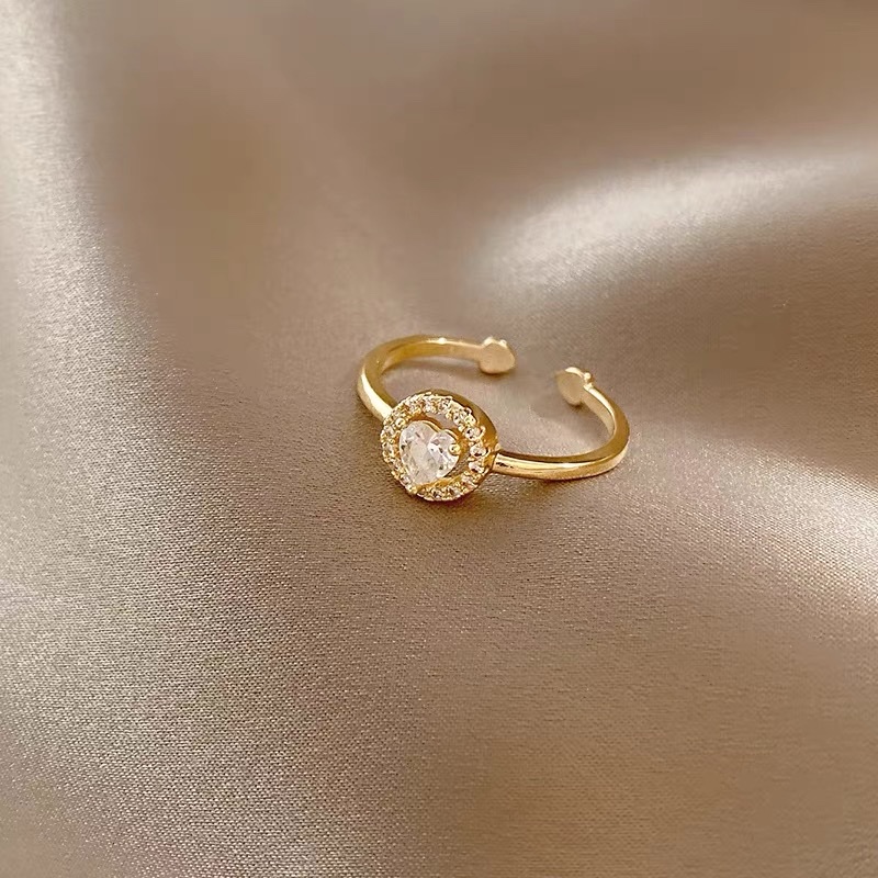 Summer edition niche design, fresh, fashionable, simple and classic style ring. details Picture