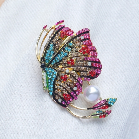 Brooch 229