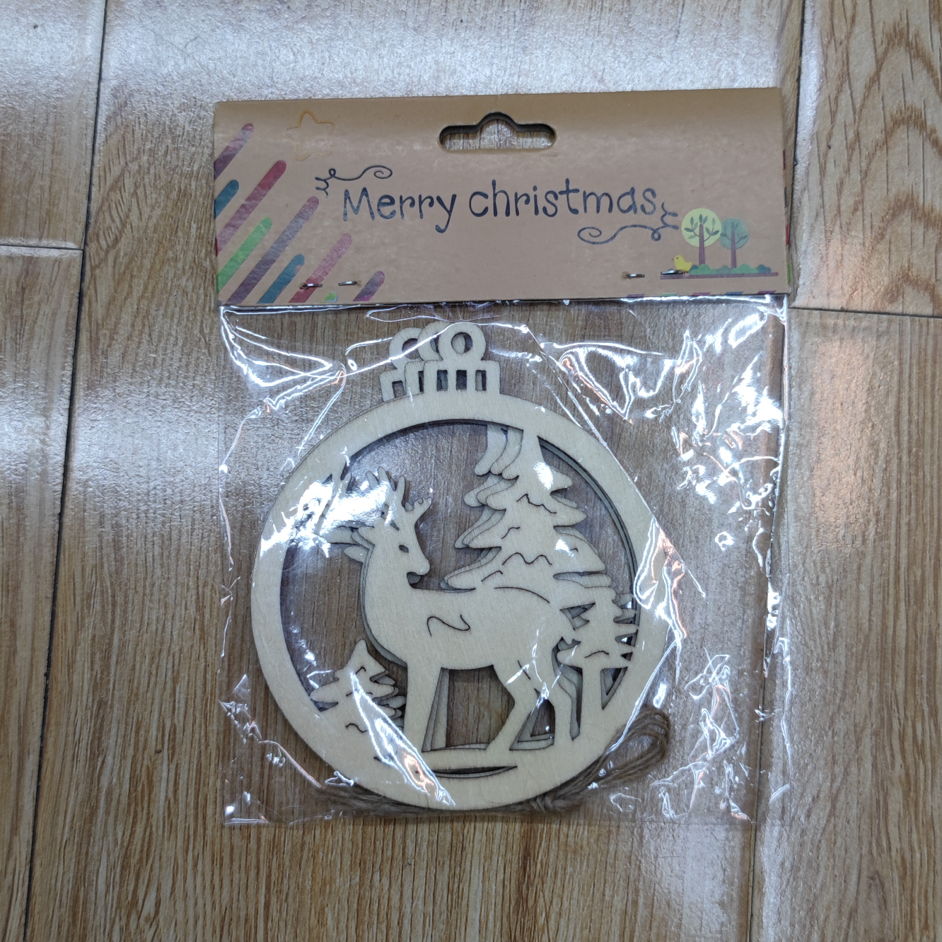 8141 木头片挂件 每包三片 欢迎询价