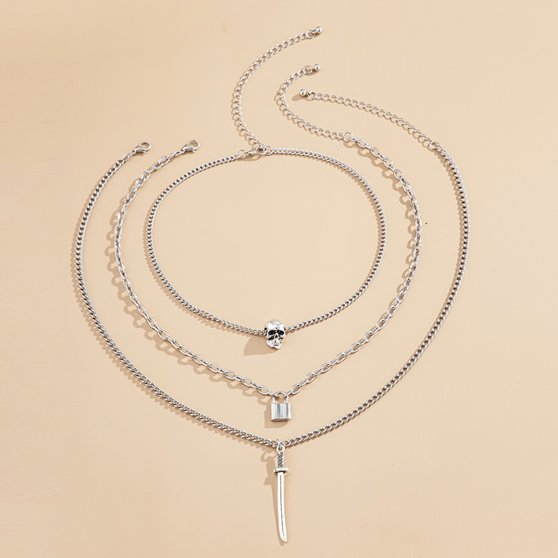 Long sword skull three-piece necklace, popular collarbone chain, multi-layer ACC sweater chain, pendant lock, mixed and stacked chain detail image 5