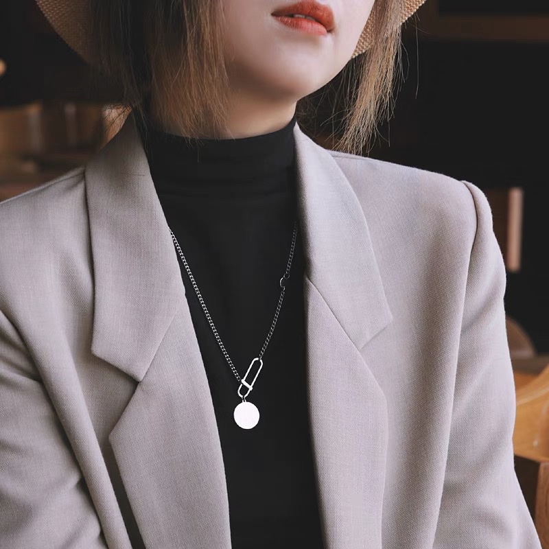 The popular autumn and winter simple lucky gold coin sweater chain long and versatile necklace with Jieya steel jewelry Application Scenario