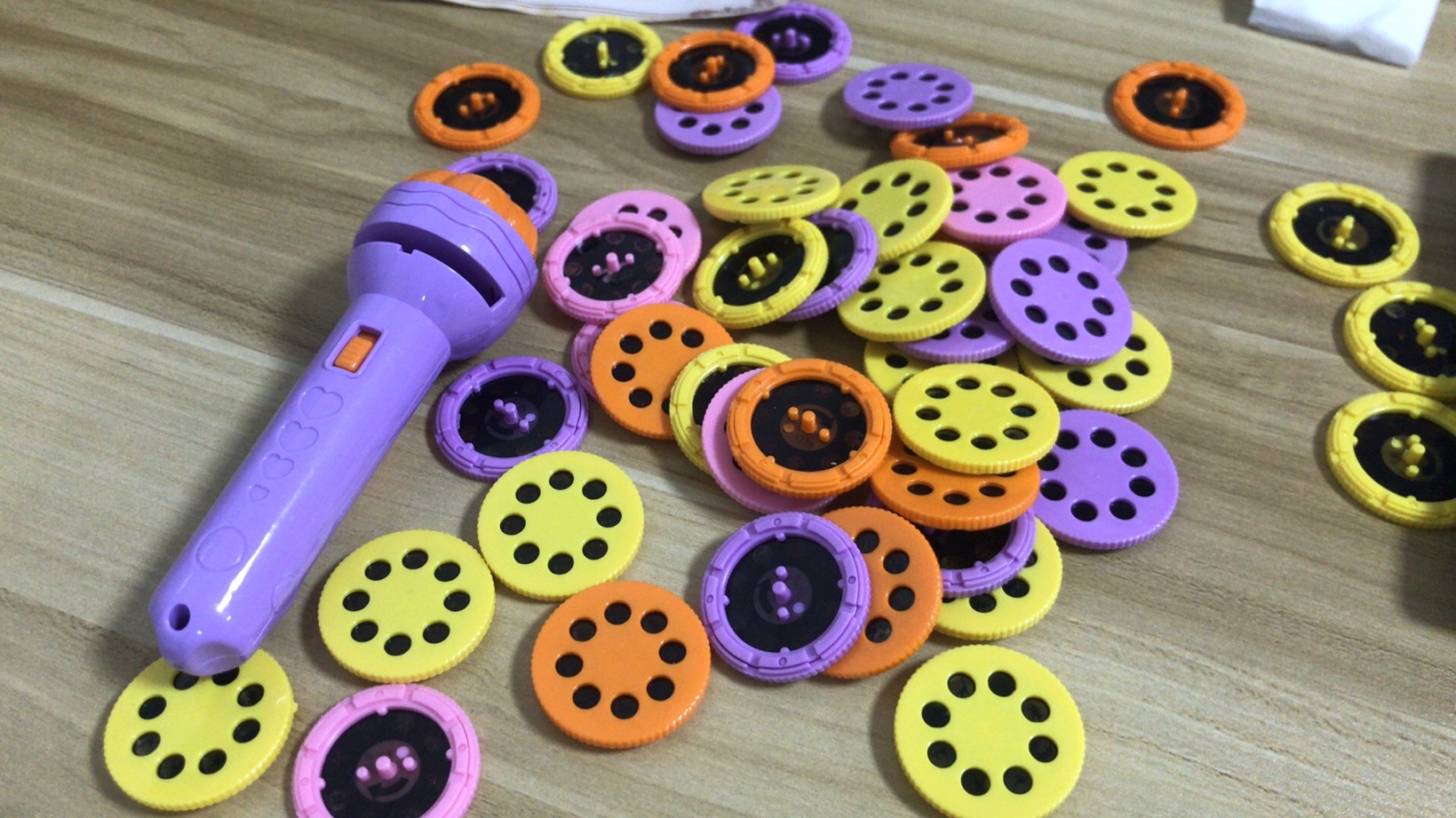 投影手电筒儿童早教识图恐龙动物图案投影幻灯片男孩发光玩具批发详情图6