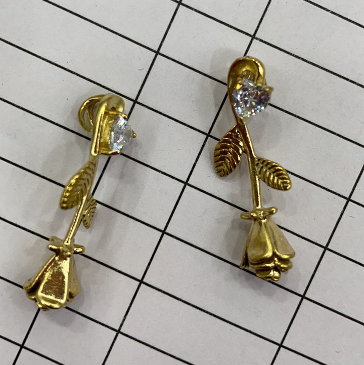 七夕玫瑰   ins爆款推荐  夏日清新可爱风  饰品百搭