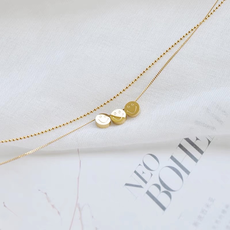 Simple double-layer smiling face necklace, women's collarbone chain, light luxury and niche accessories, Jieya steel jewelry detail image 1