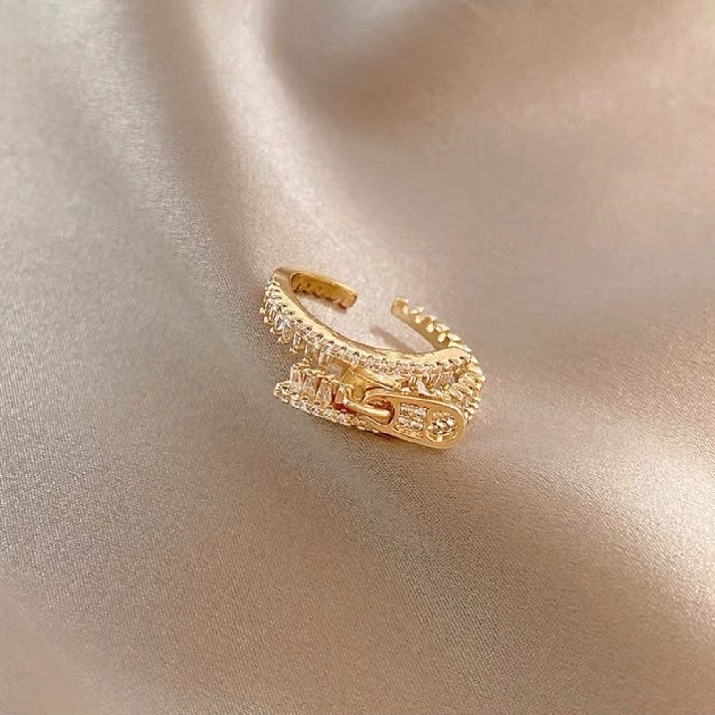 A high-end, personalized design with a zipper pattern, a fashionable and trendy ring that is the same as that of Internet celebrities Specification image