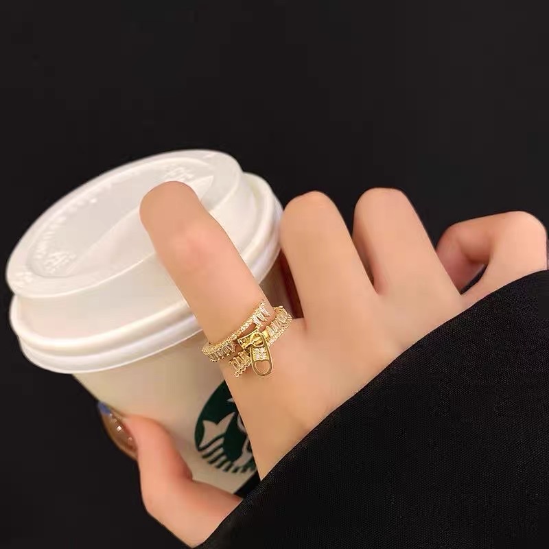 A high-end, personalized design with a zipper pattern, a fashionable and trendy ring that is the same as that of Internet celebrities details Picture