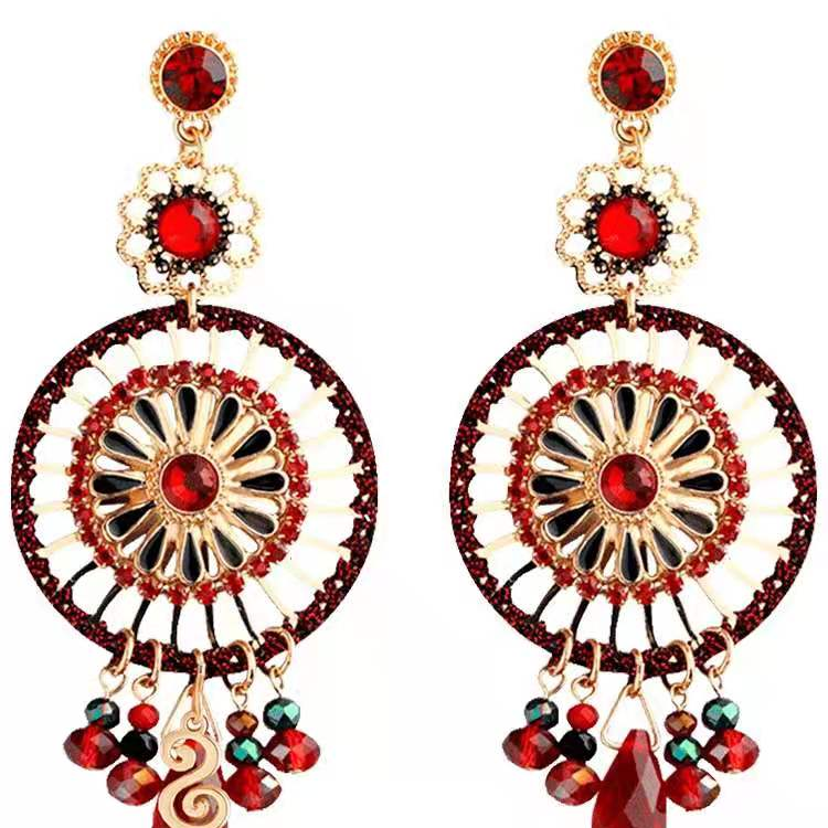 2021 D7 Fashion accessories Bohemian fringe earrings exaggerated European crystal earrings long thin
