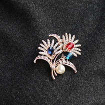 Brooch 357