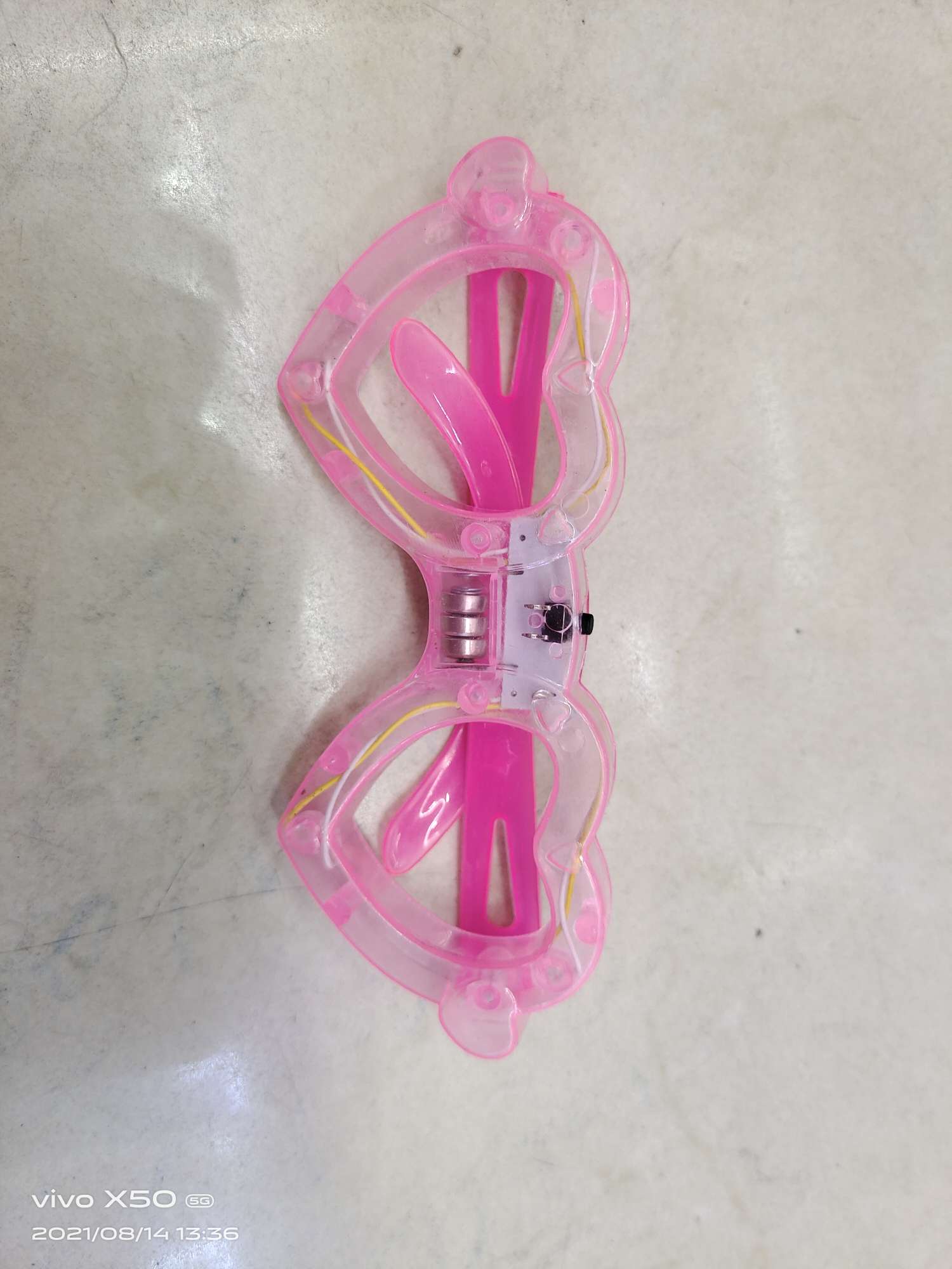 Luminous Glasses Manufacturers Direct Sales Of Various Styles undefined