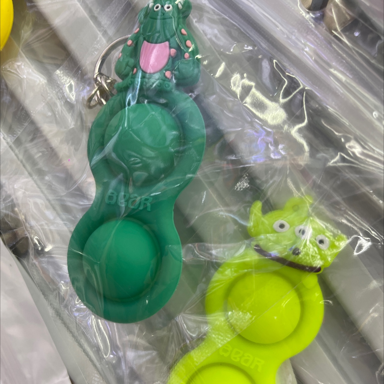 Extruded pendant multi-picture details Picture