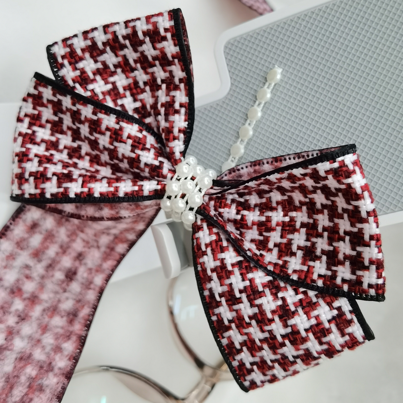 Lace, DIY, Christmas, clothing, accessories, crafts, cartons, cards, hats and so on all kinds of factory products can be matched with SAb