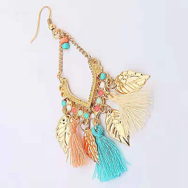 2021 D24 fashion accessories Bohemian fringe earrings exaggerated European and American crystal earrings long thin