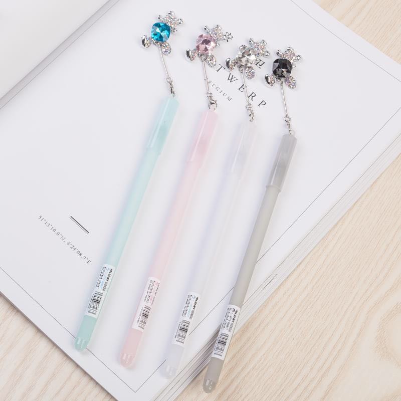 兔子挂件笔可爱图