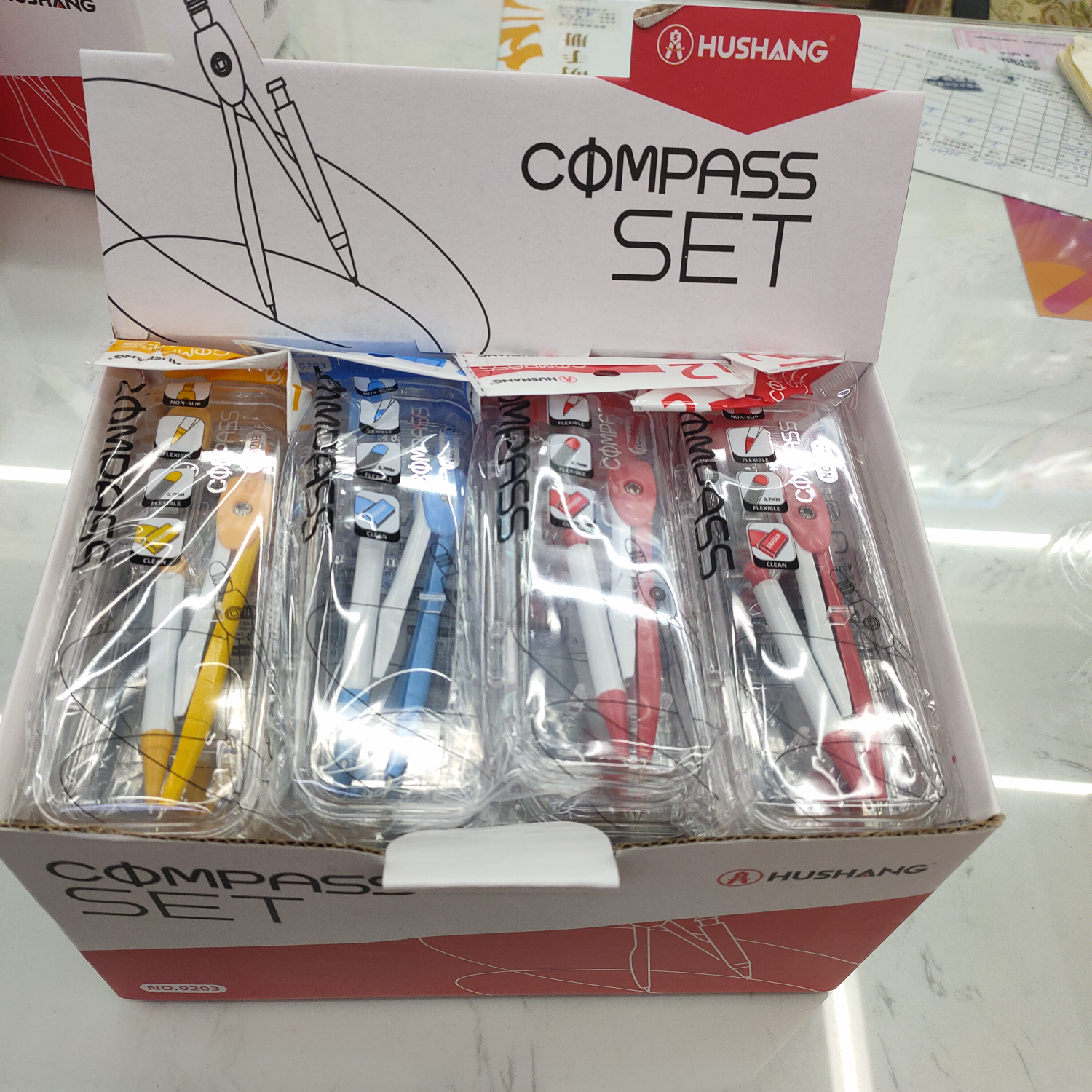 9203 caja de plástico compases