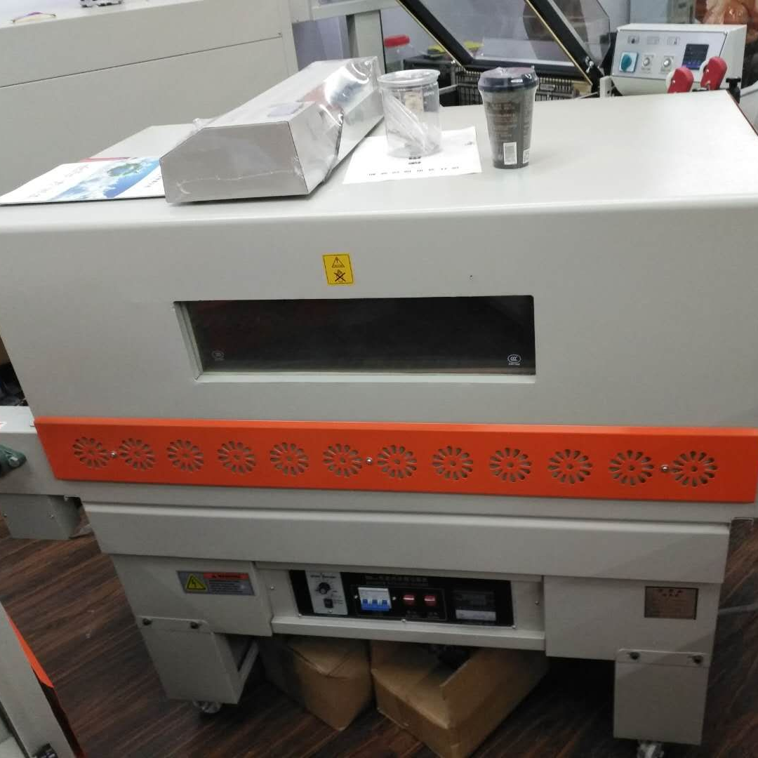 آلة طباعة تغليف الأمواج طراز 4525