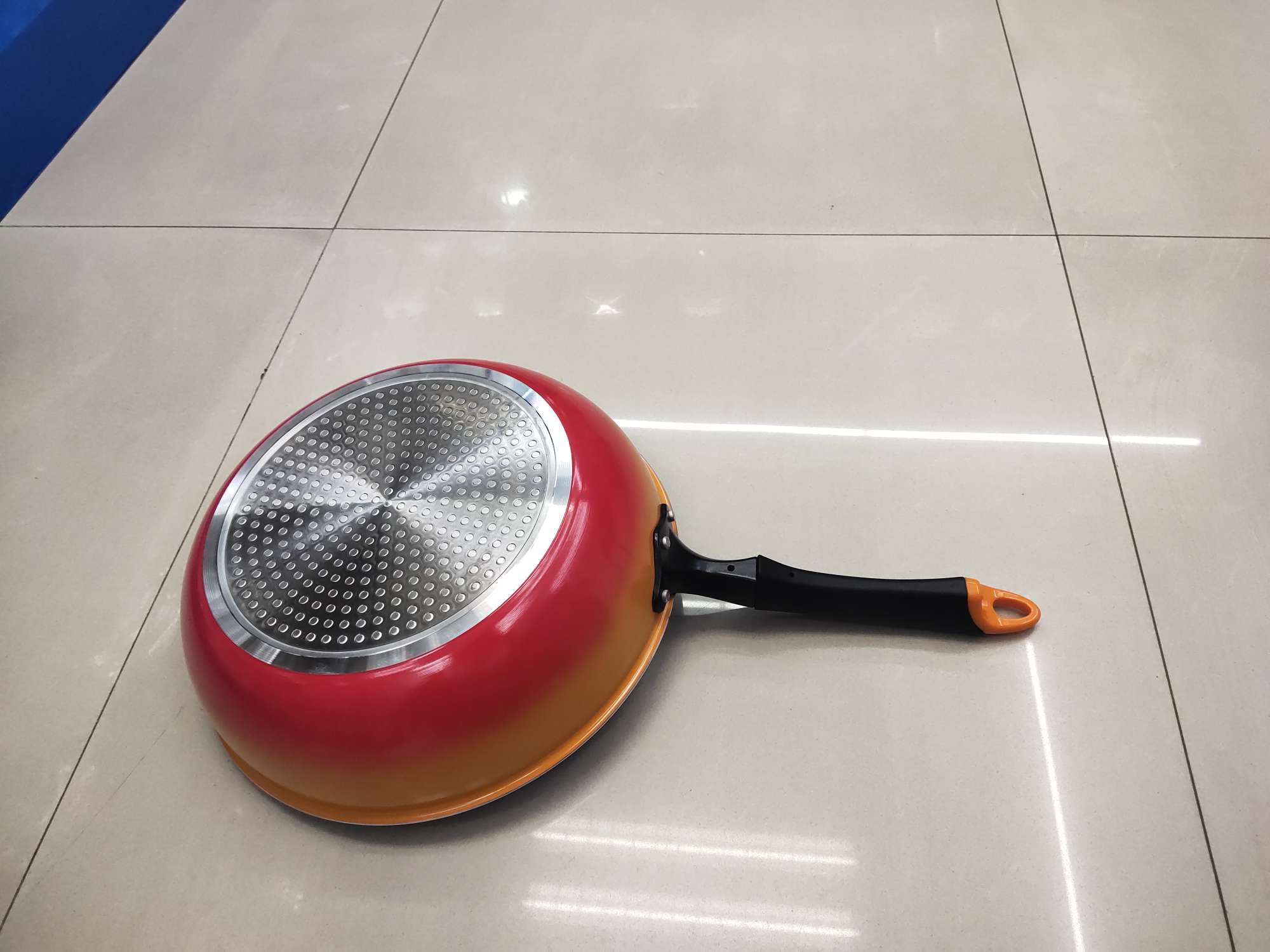 Gradient color household flat pan, 28cm non-stick pan, wok, gas stove and induction cooker dual-purpose, frying pan Specification image