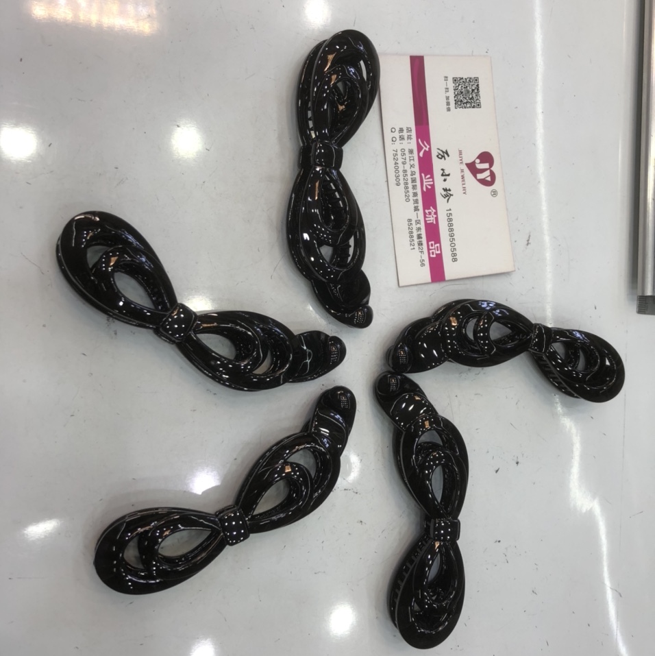 厂家直销塑料PC香蕉🍌夹 🉑️…… 😇😇😇😊批发发夹