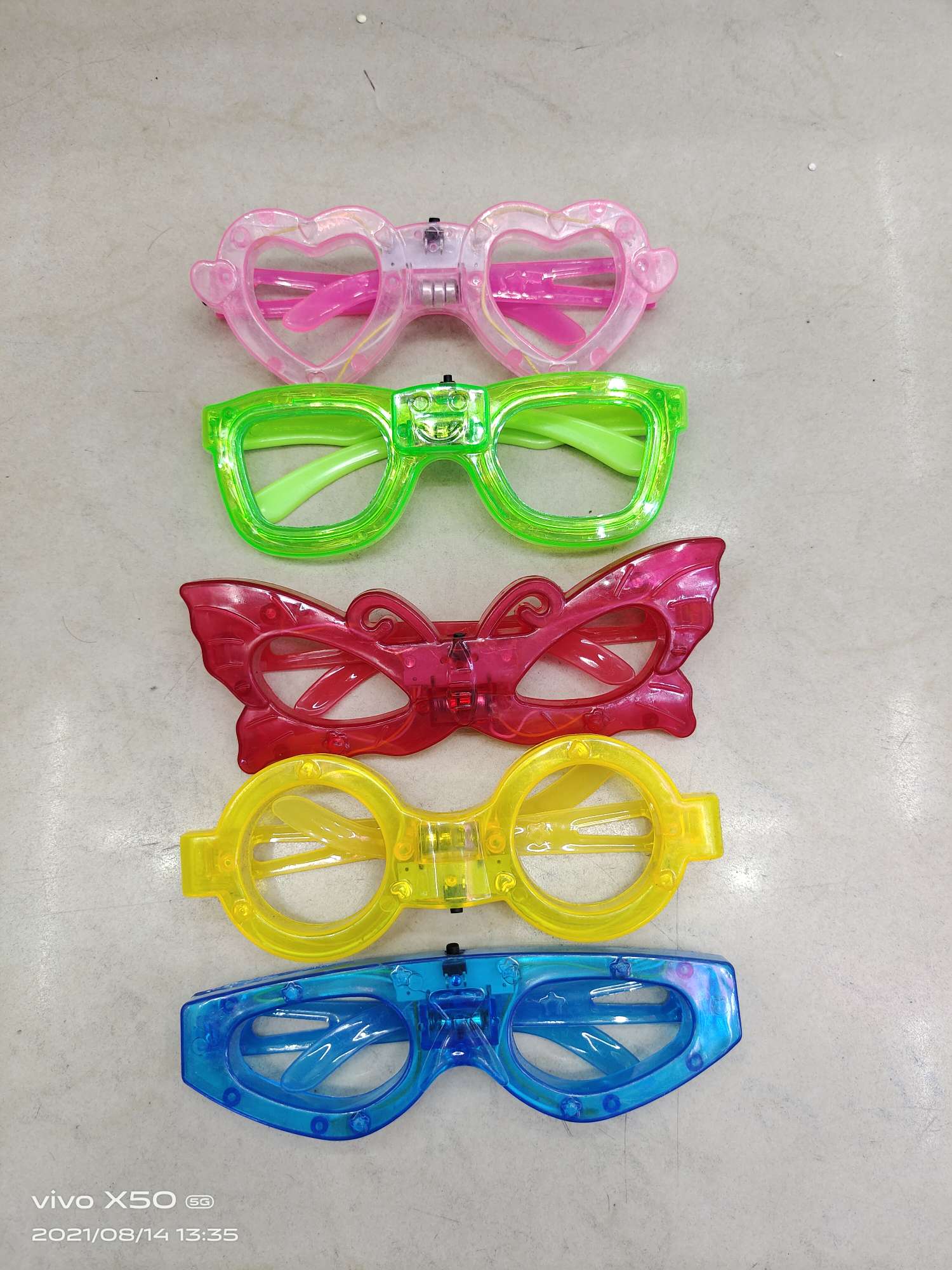 Luminous Glasses Manufacturers Direct Sales Of Various Styles Specification drawing