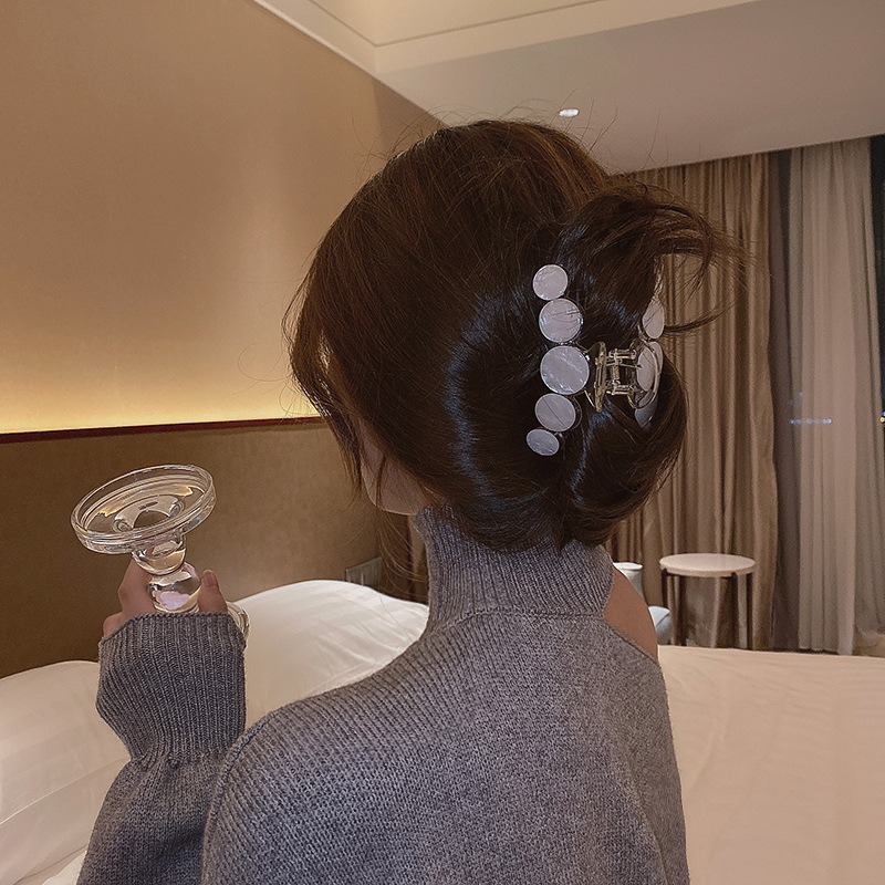 发夹白底实物图