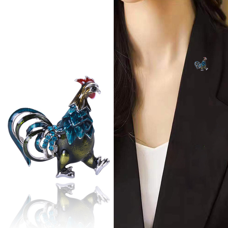 The new Chinese trend series of zodiac rooster brooches, oil-dripping colored glaze fashionable rooster brooches, clothing accessories and retro brooches Specification image