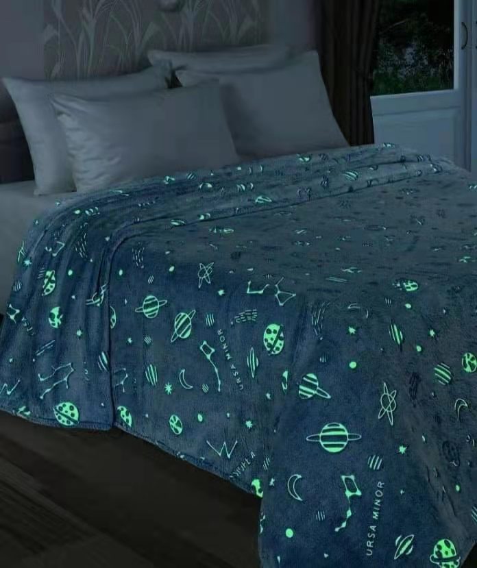 Luminous flannel blanket, luminous at night, 230GSM, 150*200cm size, custom-made detail image 1