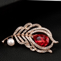 Brooch 442