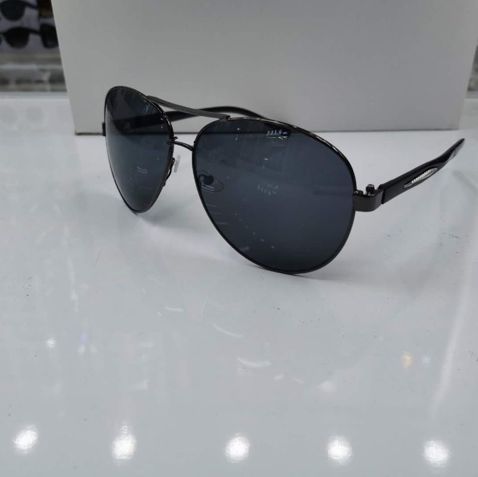 防紫外线开车眼镜韩版小脸圆脸护目韩版潮开车专用驾驶镜太阳镜黑色墨镜图