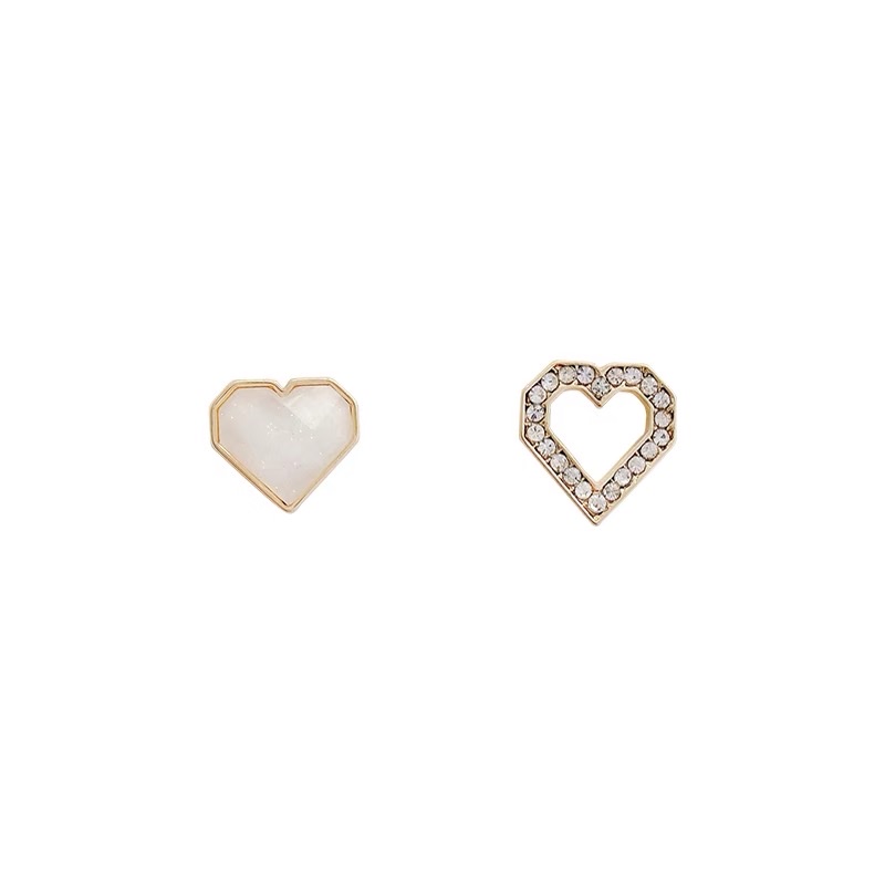 Original design, classic and versatile, cute ear studs for energetic girls Item Picture