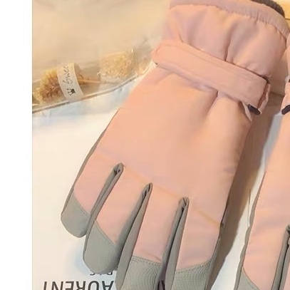 Ski gloves cute winter winter weather waterproof man riding electric motorcycle mountaineering thickened cashmere cotton warm