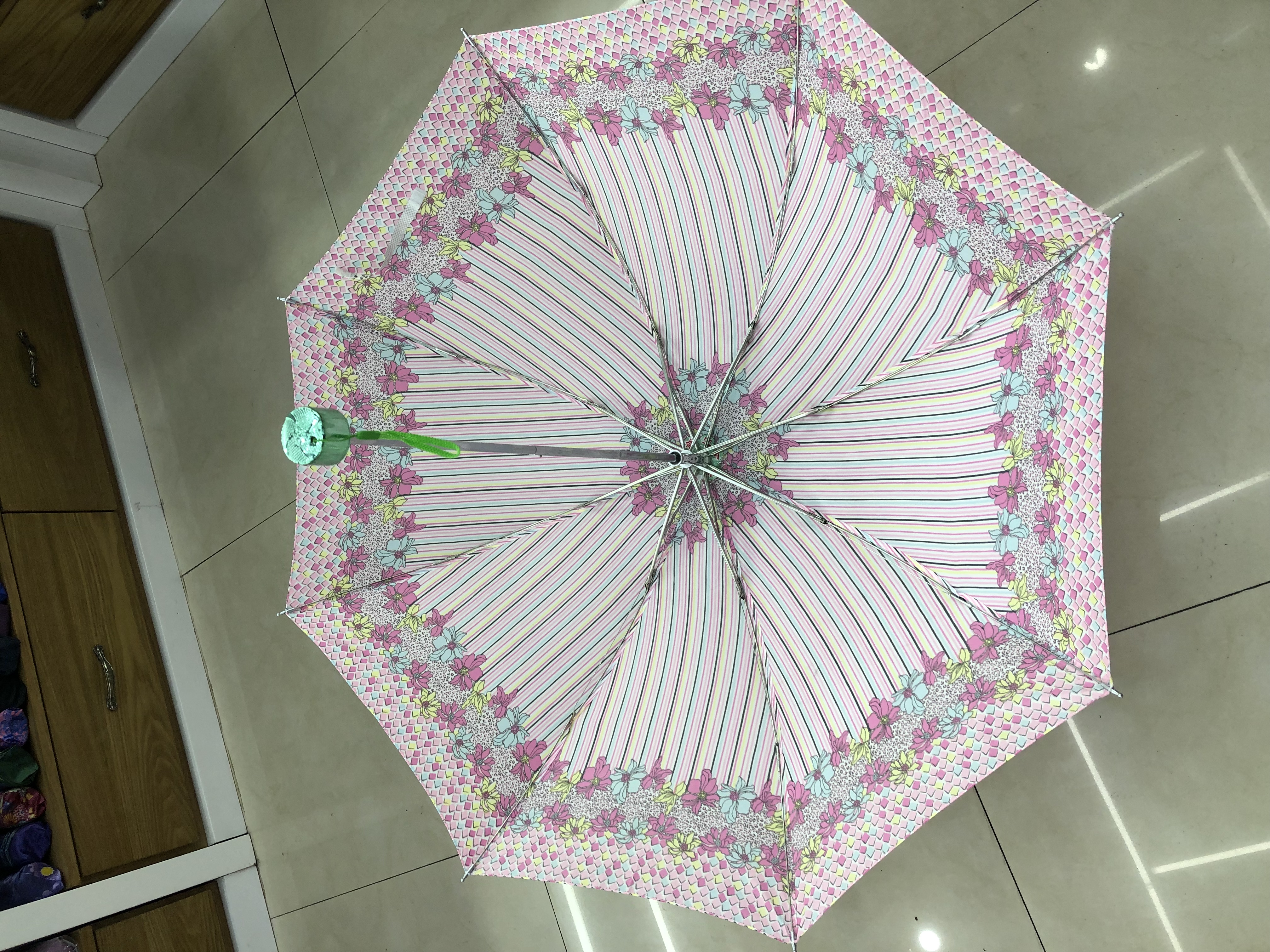 8K Touch Flower Umbrella Application Scenario