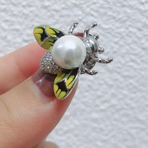 Brooch 425