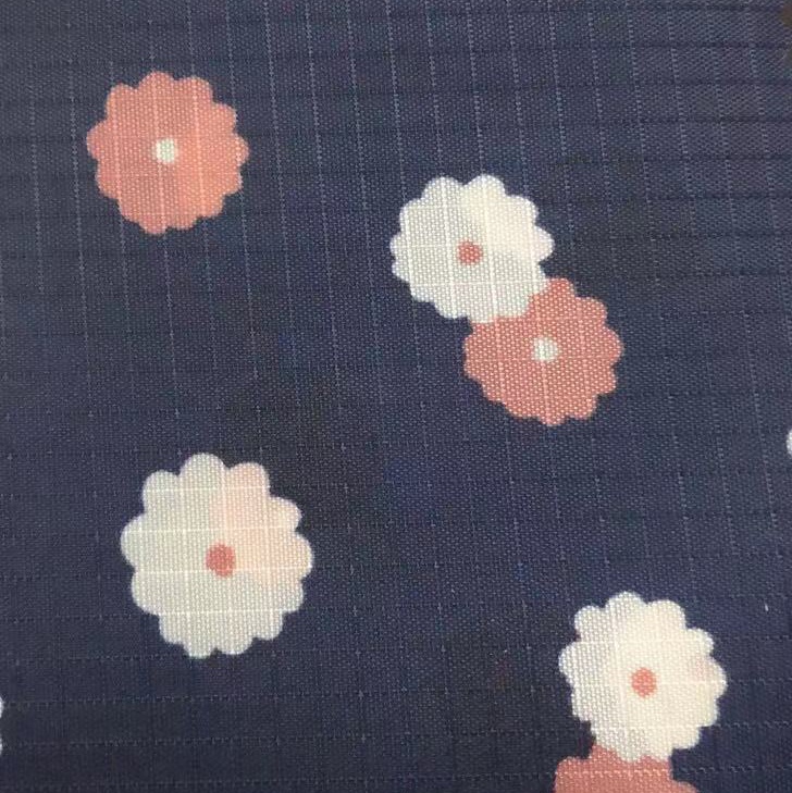 蓝色小花洗漱包桌布pvc防水