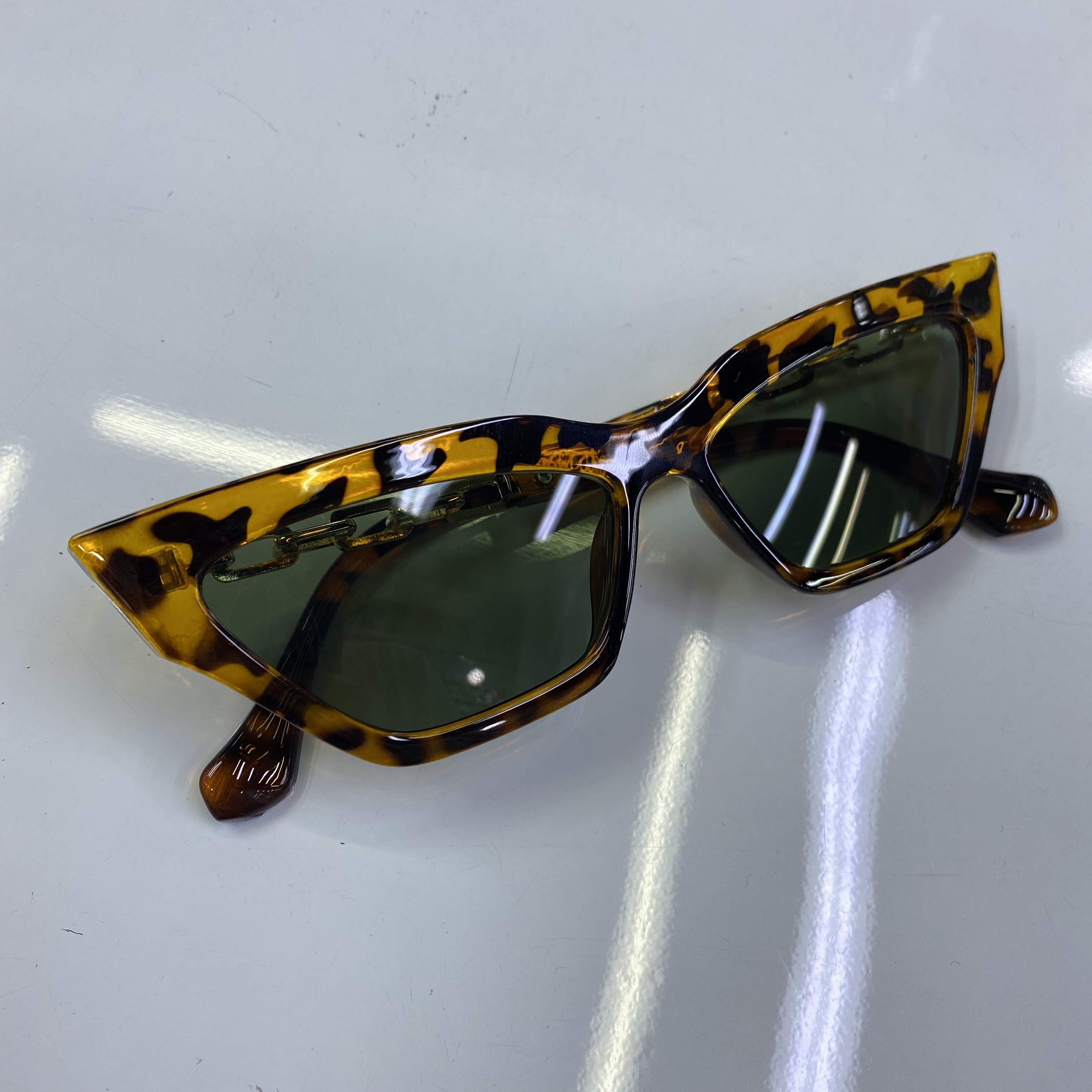 Fashionable sunglasses, driving glasses, men's and women's trendy UV protection driving glasses, Korean-style trendy large-face sunglasses for women details Picture