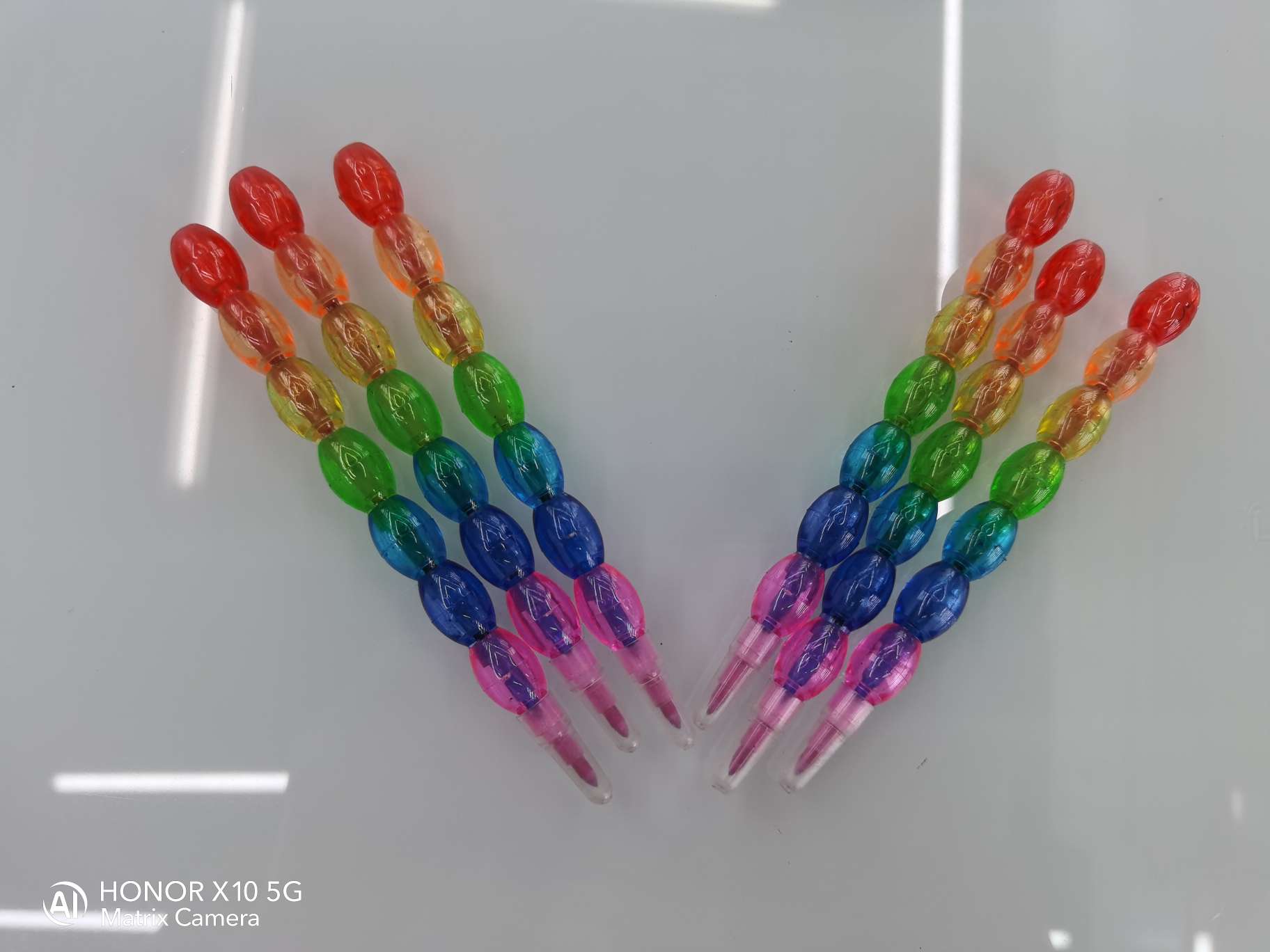 Yiwu Hanjia Stationery Office, Cultural, Art, Calligraphy and Drawing Supplies Crayons 7 sections Egg crayons Color can be customized according to samples details Picture