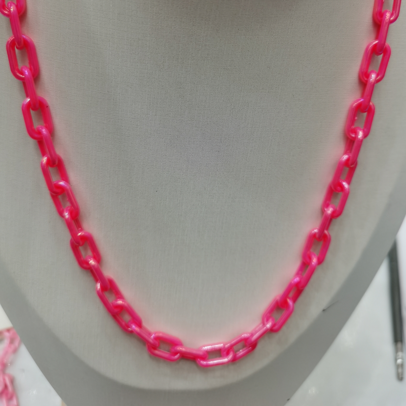 大亚克历玫红色