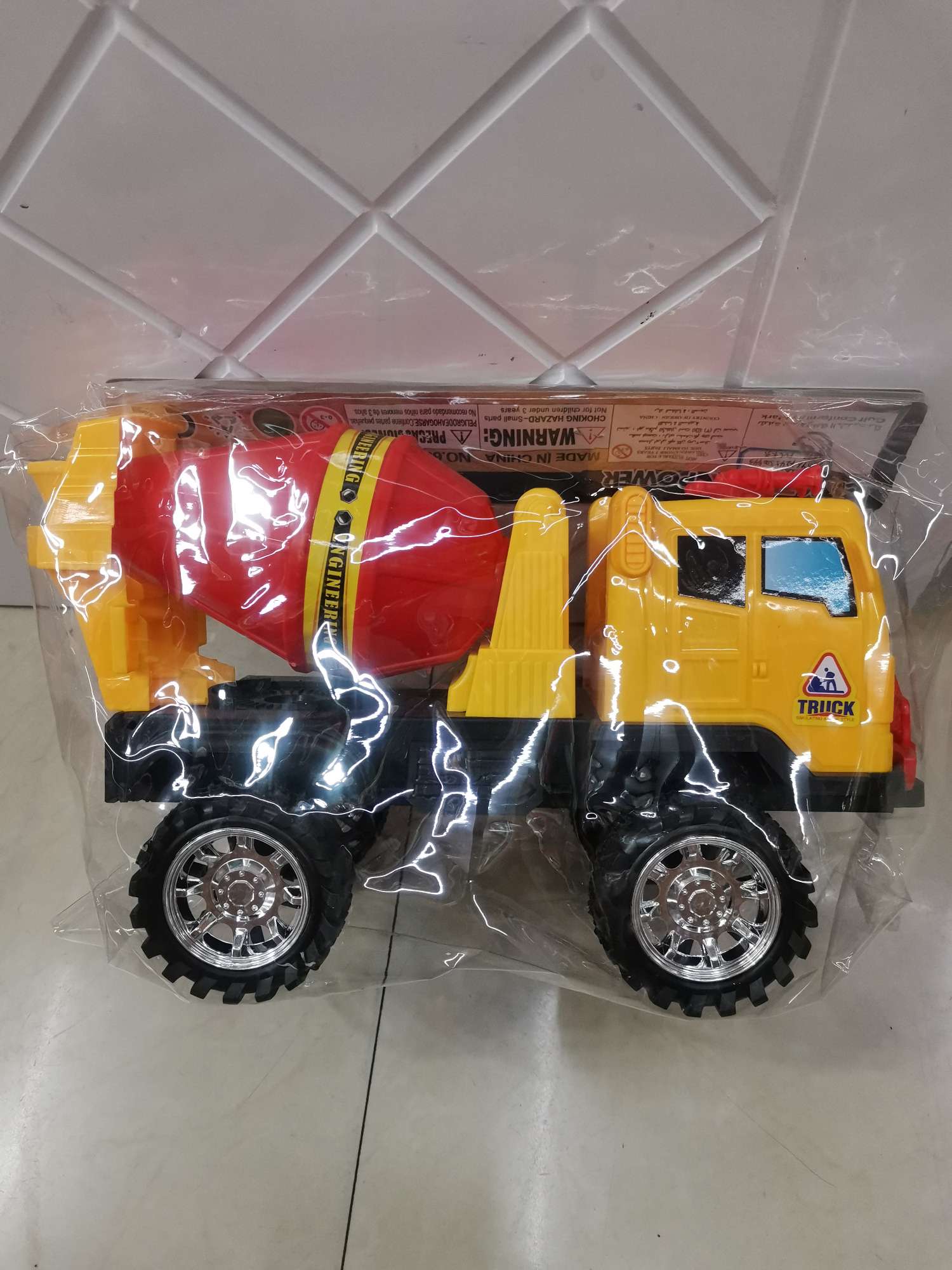 塑料玩具混凝土工程车玩具产品图