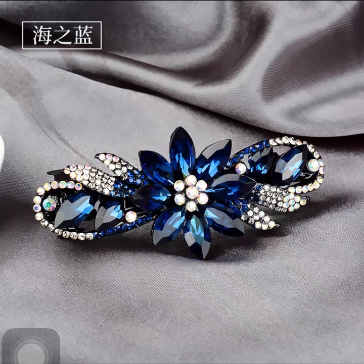 B72义乌国际商贸城A区二楼3405合金水晶头箍头装饰品
