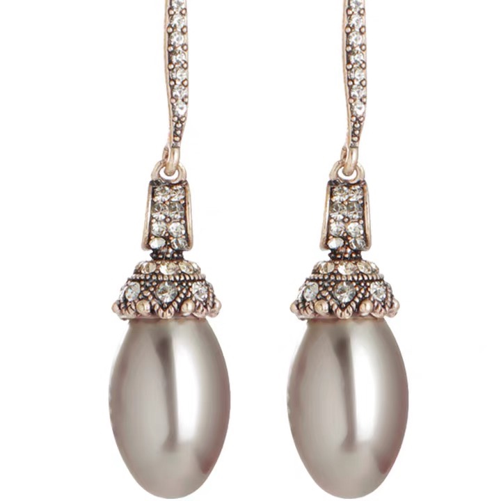 Oval pearl earrings, star-shaped shell long earrings, retro, exquisite, high-end and elegant, with zirconium earrings